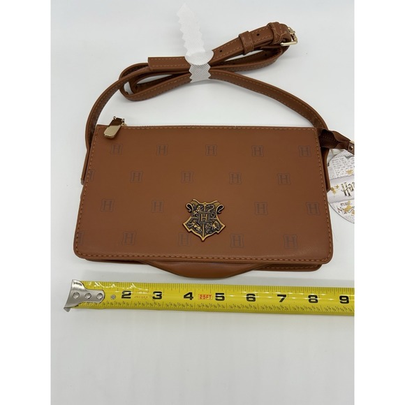 Miniso x Harry Potter Monogram Crossbody Bag - Picture 5 of 8